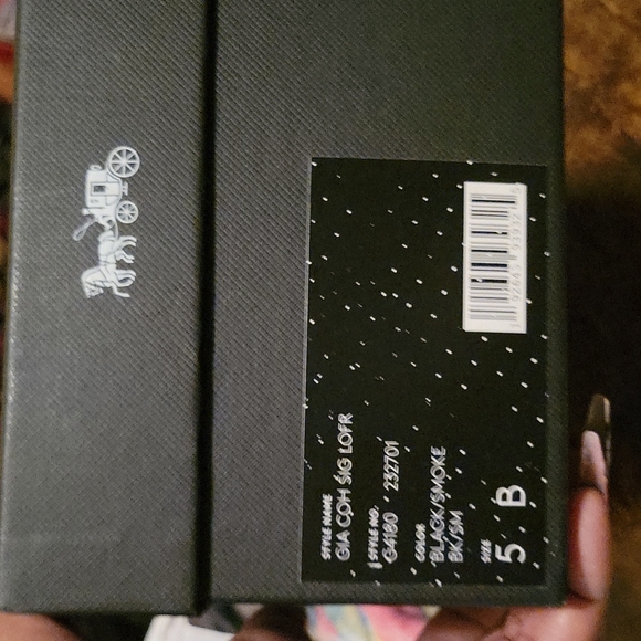 Women loafers - Picture 3 of 4